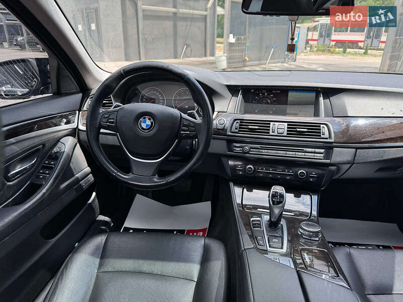 Седан BMW 5 Series 2015 в Запорожье