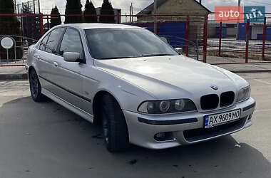 Седан BMW 5 Series 2000 в Ирпене