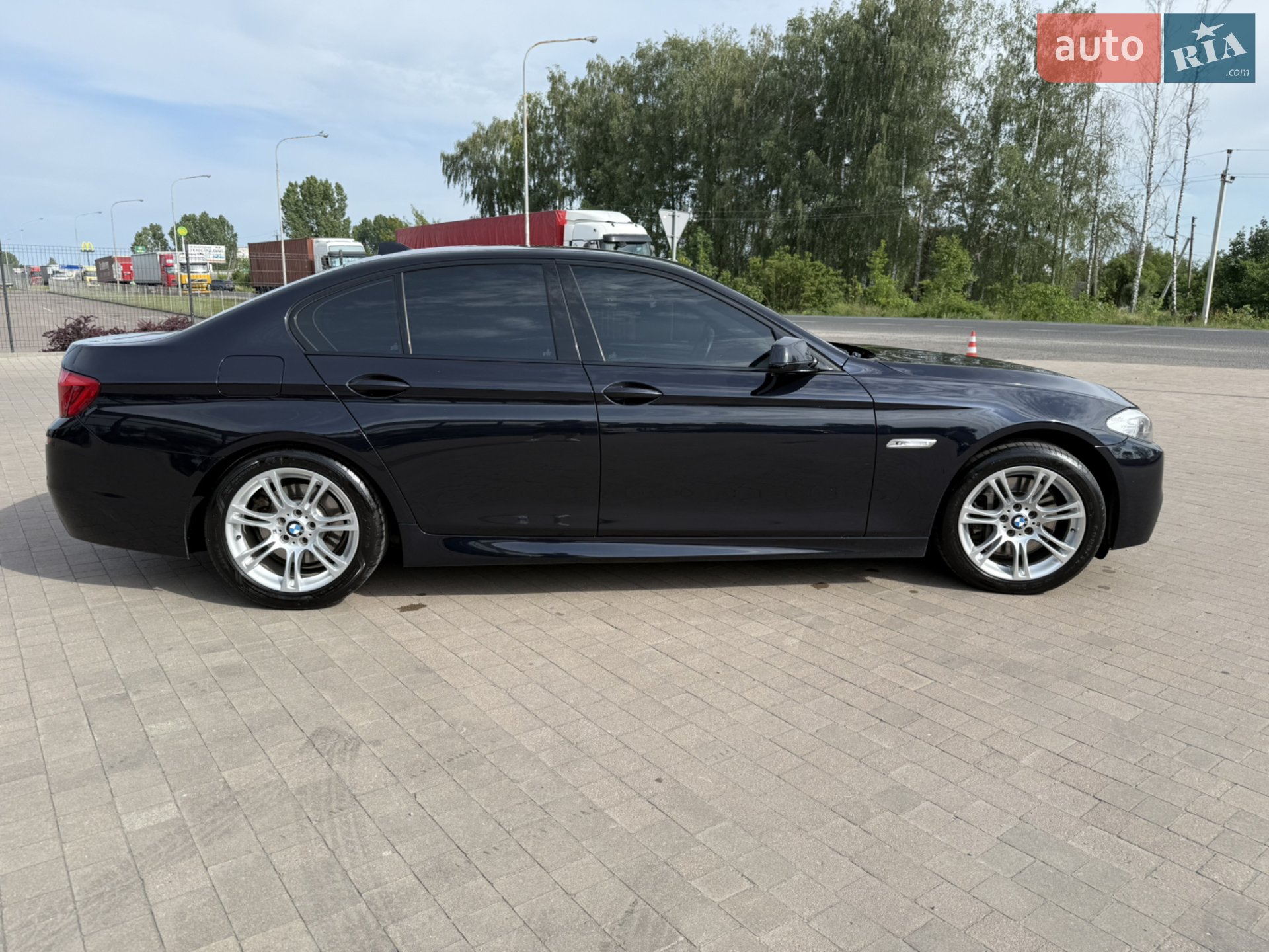 2011 BMW 5er - мініатюра 9