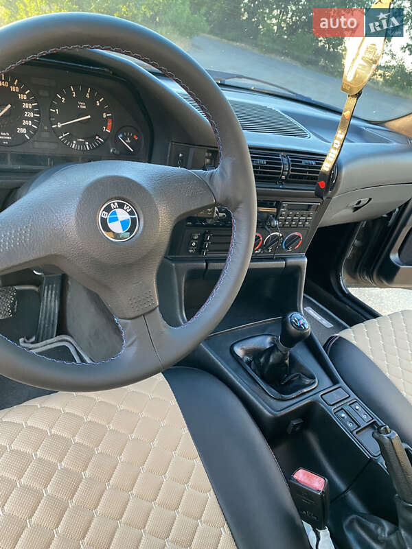Седан BMW 5 Series 1993 в Овідіополі фото 27 Седан BMW 5 Series 1993 в Овідіополі