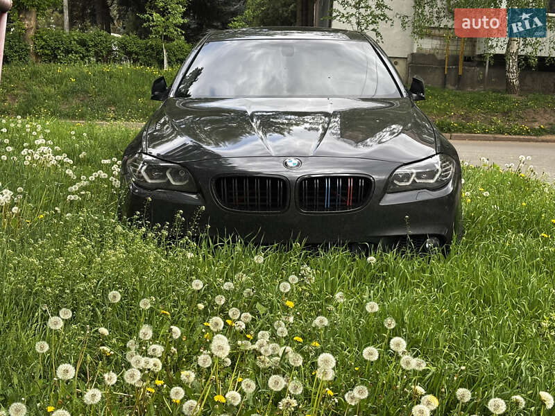 Седан BMW 5 Series 2011 в Хмельницькому