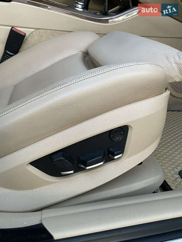 Седан BMW 5 Series 2011 в Дніпрі