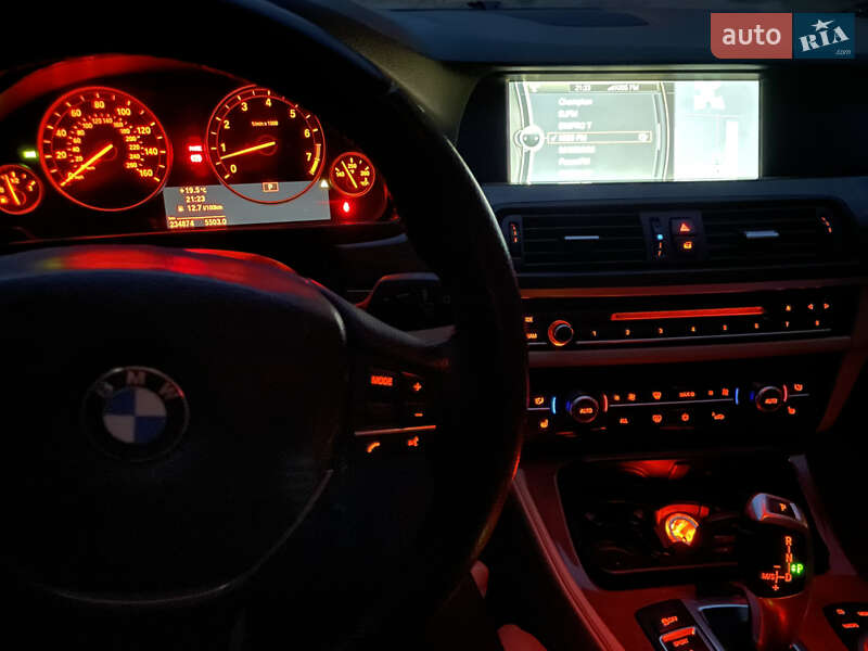 Седан BMW 5 Series 2011 в Дніпрі