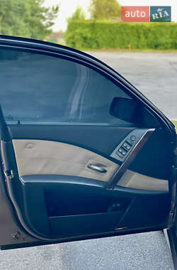 Седан BMW 5 Series 2007 в 
