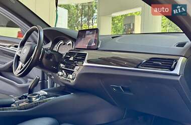 Седан BMW 5 Series 2019 в 