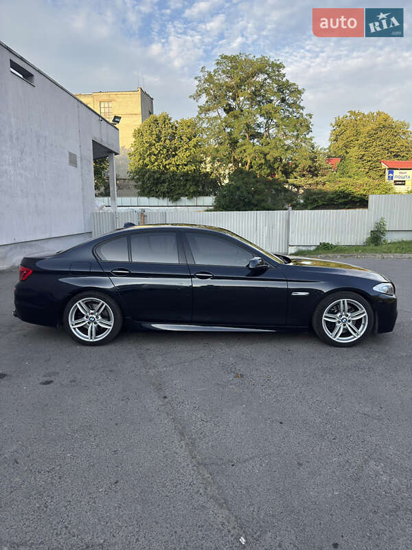 Седан BMW 5 Series 2013 в Львові
