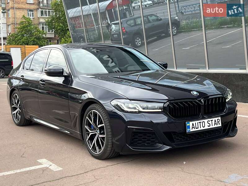 BMW 5 Series 2021