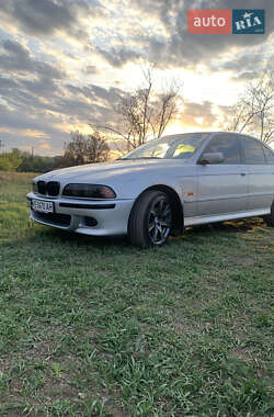 Седан BMW 5 Series 2002 в Кривому Розі