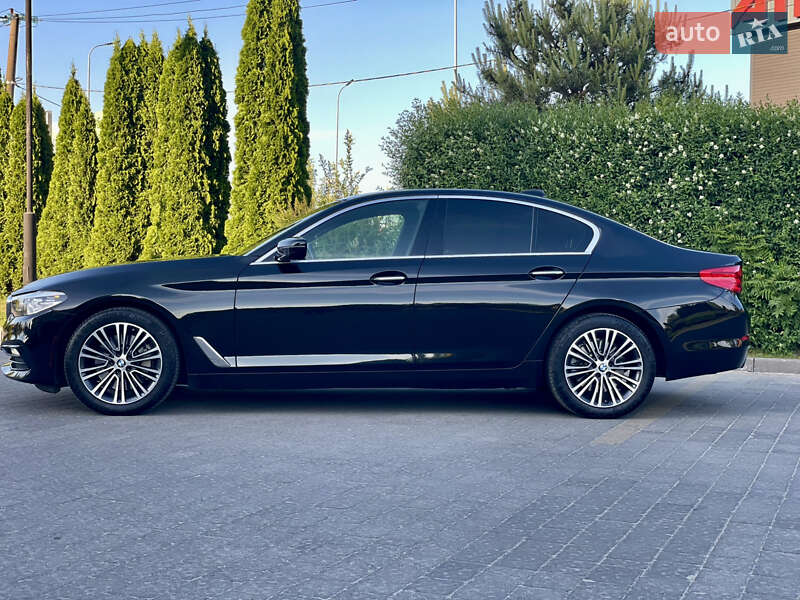 Седан BMW 5 Series 2018 в Львові