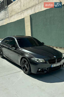 Седан BMW 5 Series 2014 в Дніпрі