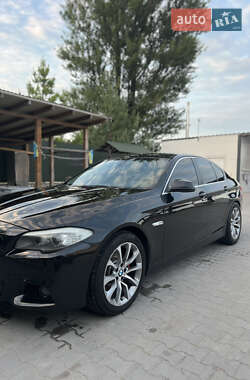 Седан BMW 5 Series 2012 в Волочиську