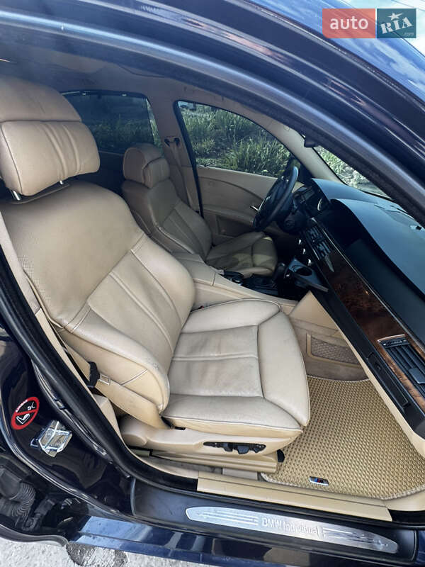 Седан BMW 5 Series 2006 в Запоріжжі