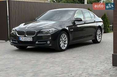 Седан BMW 5 Series 2015 в Смілі