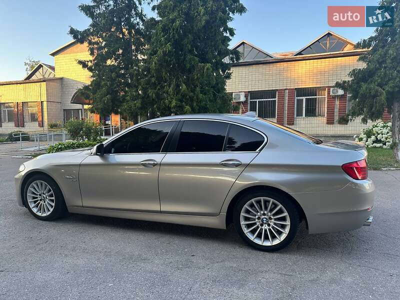 Седан BMW 5 Series 2012 в Золотоноше