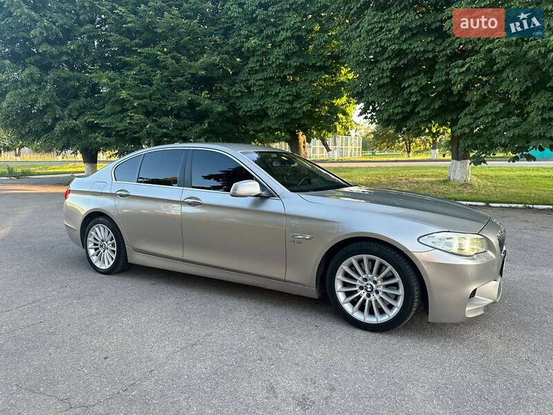 Седан BMW 5 Series 2012 в Золотоноше