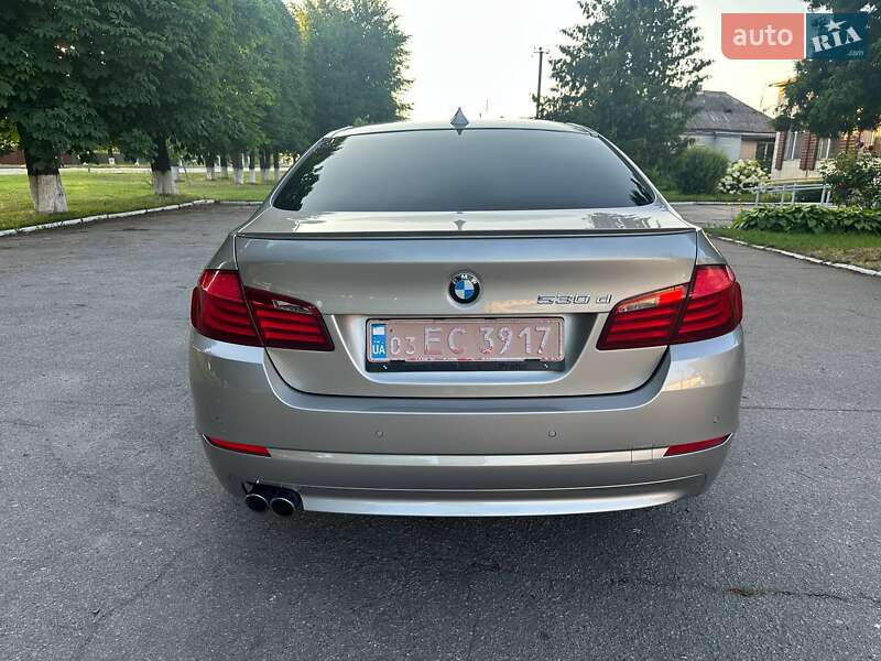 Седан BMW 5 Series 2012 в Золотоноше