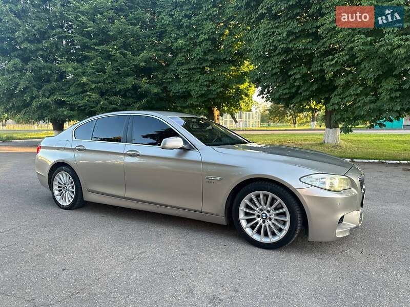 Седан BMW 5 Series 2012 в Золотоноше