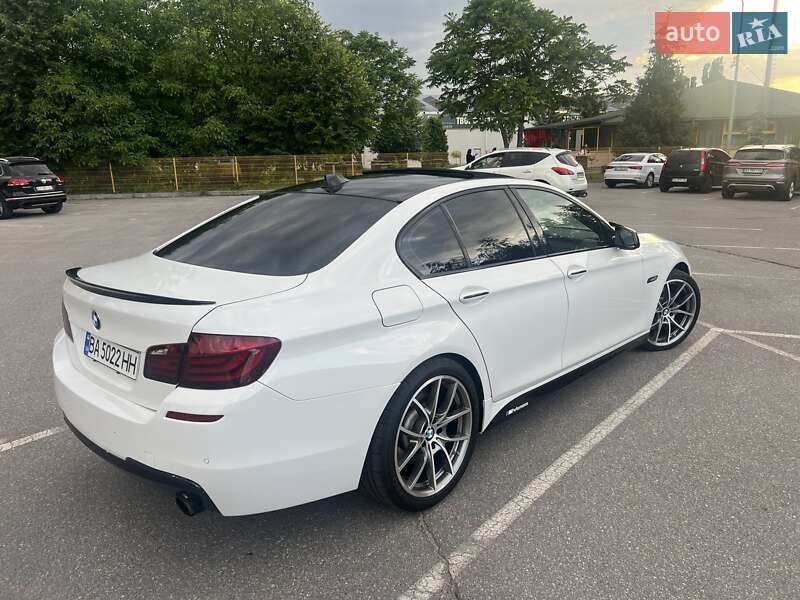 Седан BMW 5 Series 2013 в Олександрії