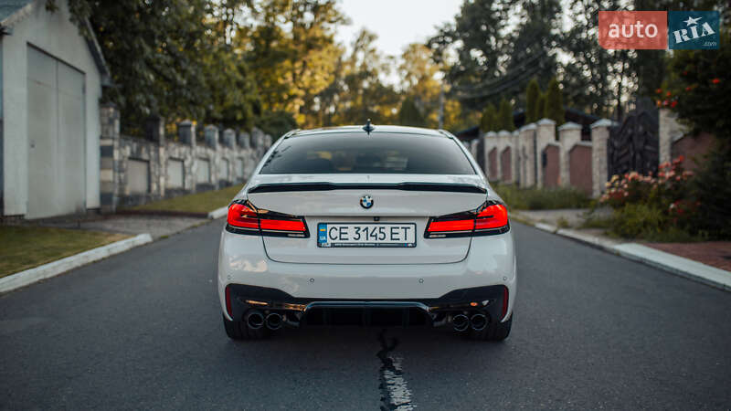 Седан BMW 5 Series 2019 в Черновцах