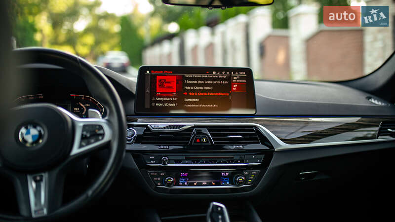 Седан BMW 5 Series 2019 в Черновцах