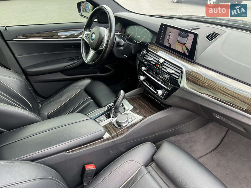Седан BMW 5 Series 2018 в Виннице