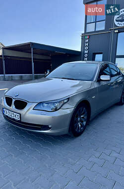 Седан BMW 5 Series 2007 в Львові
