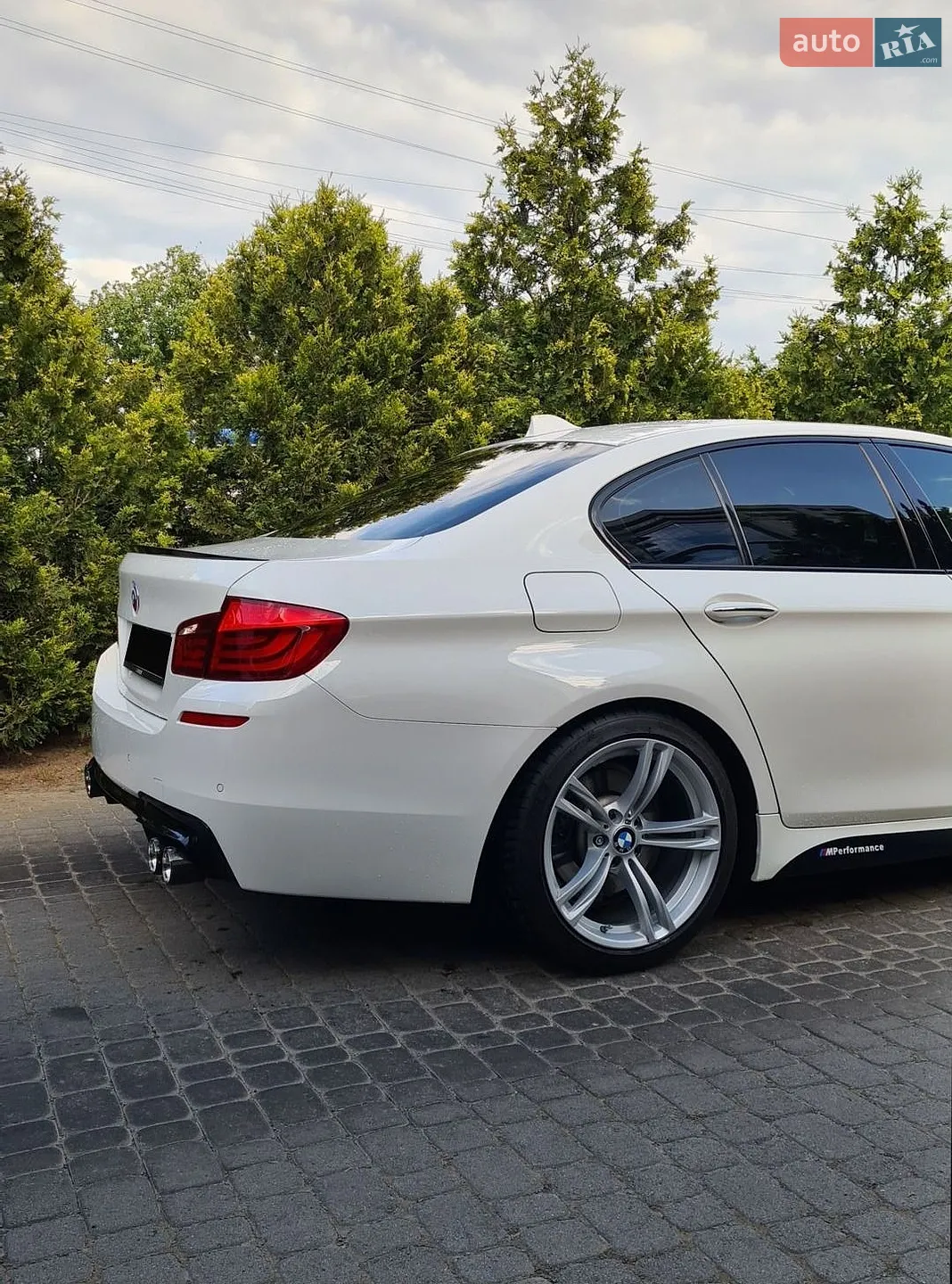 2011 BMW 5er - мініатюра 10