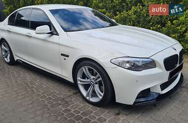 Седан BMW 5 Series 2011 в 