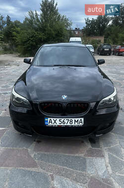 Седан BMW 5 Series 2004 в Покрові