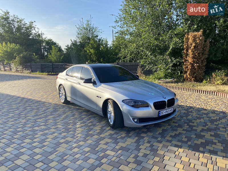 Седан BMW 5 Series 2011 в Южноукраїнську