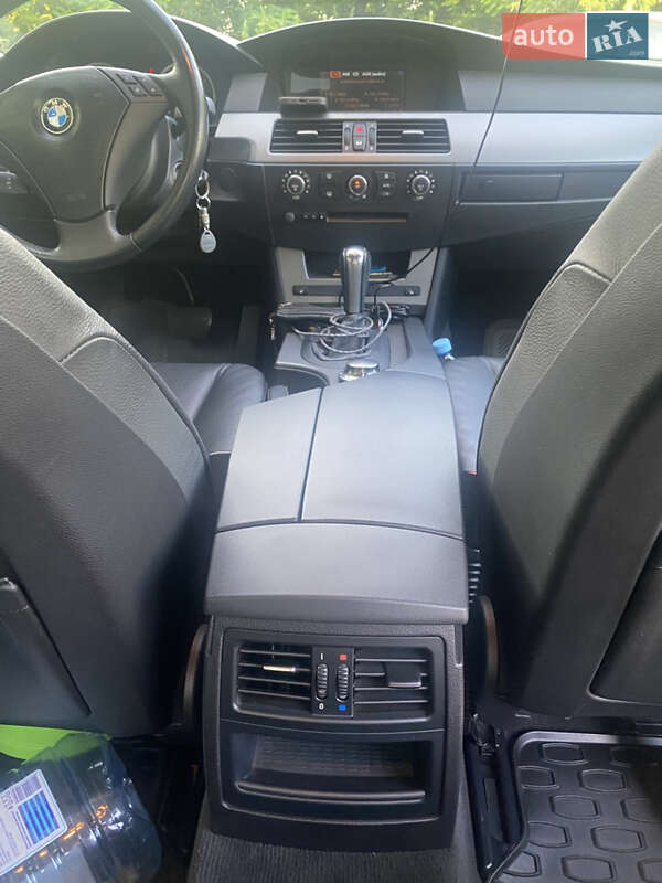 Седан BMW 5 Series 2005 в Киеве
