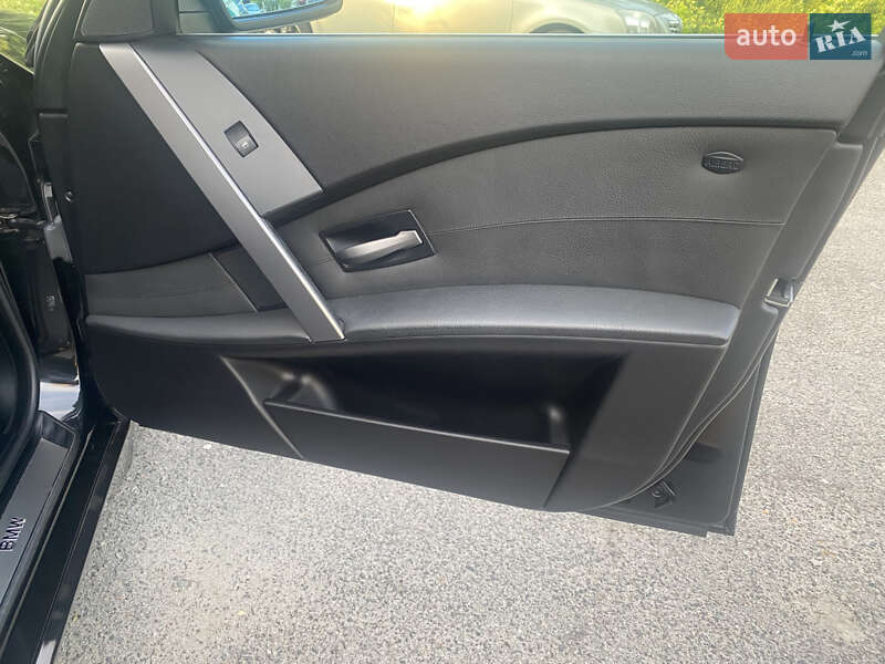 Седан BMW 5 Series 2005 в Киеве