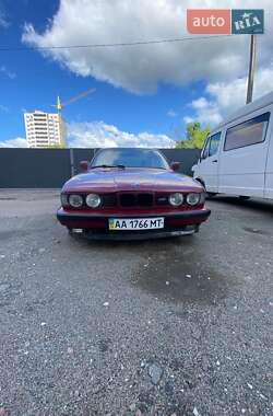 Седан BMW 5 Series 1989 в Борисполі