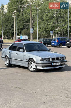 Седан BMW 5 Series 1994 в Миколаєві
