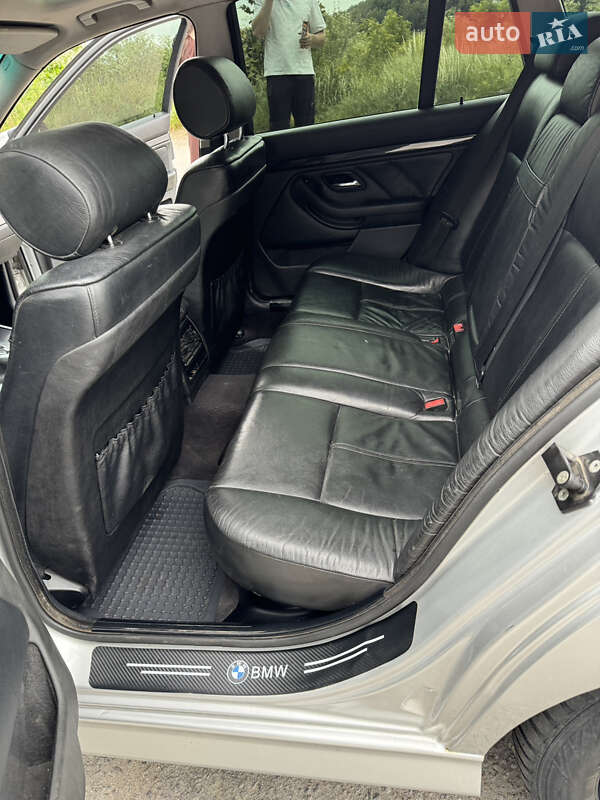 Універсал BMW 5 Series 2001 в Вінниці