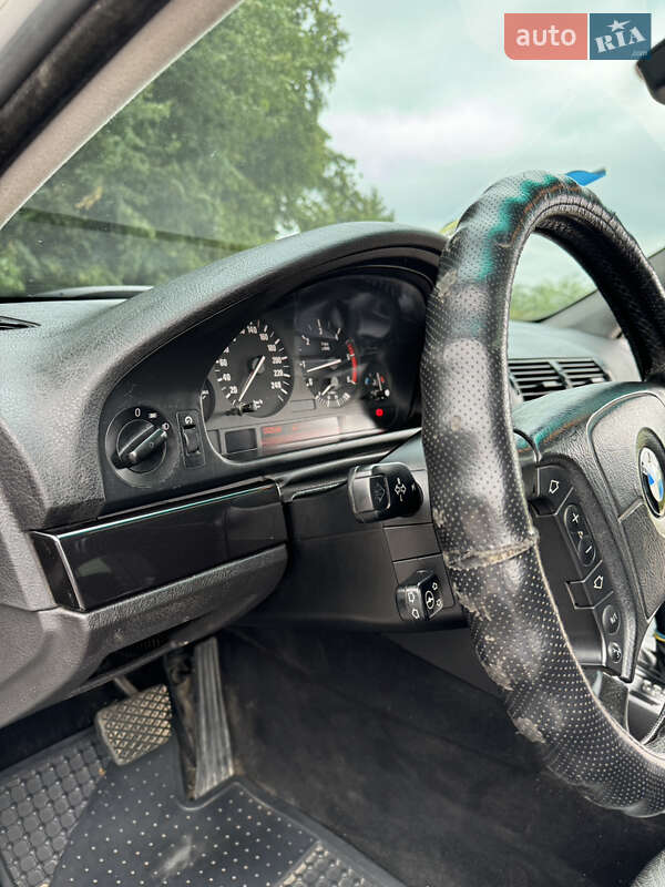Універсал BMW 5 Series 2001 в Вінниці