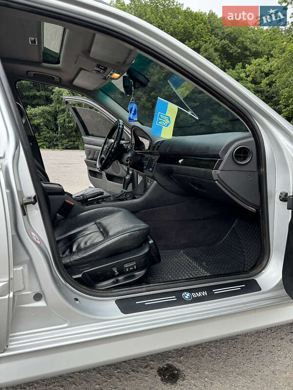 Універсал BMW 5 Series 2001 в Вінниці