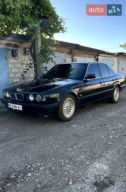 Седан BMW 5 Series 1995 в Кривом Роге
