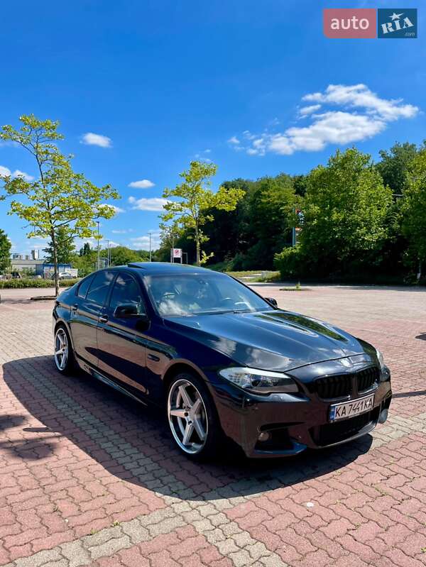 BMW 5 Series 2012 BMW 5 Series 2012