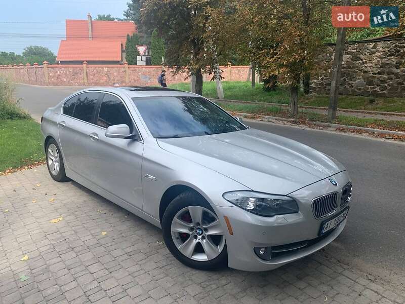 Седан BMW 5 Series 2012 в 