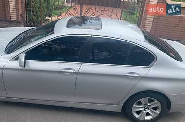 Седан BMW 5 Series 2012 в 