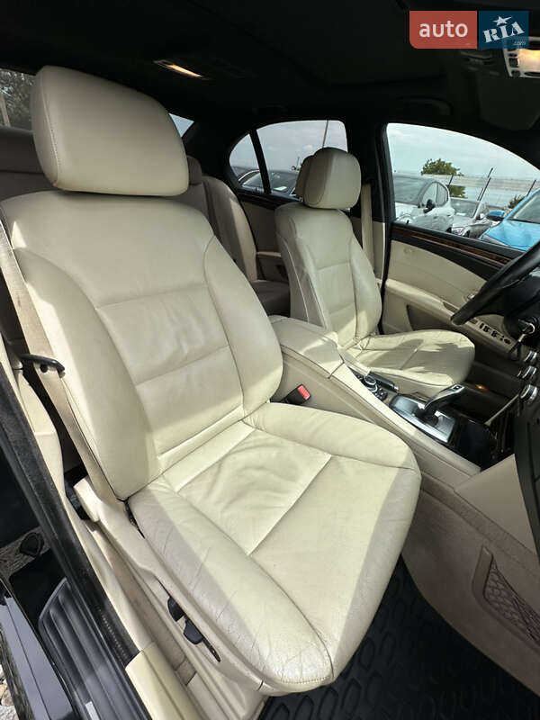Седан BMW 5 Series 2009 в Івано-Франківську