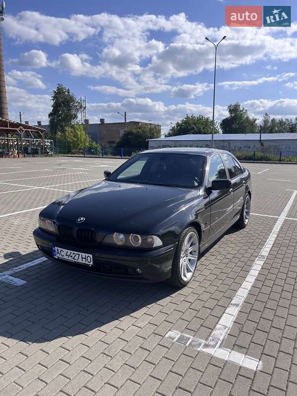 BMW 5 Series 2001