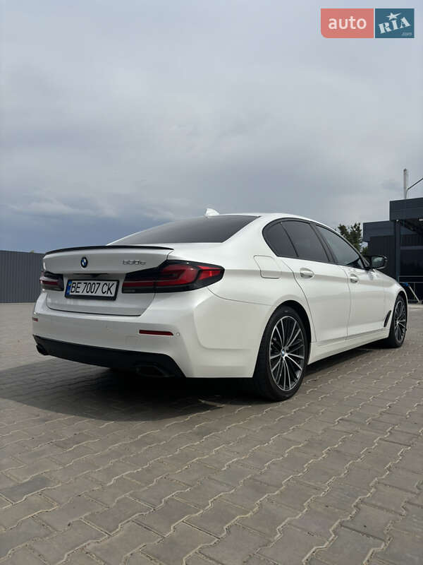 Седан BMW 5 Series 2020 в Южноукраїнську