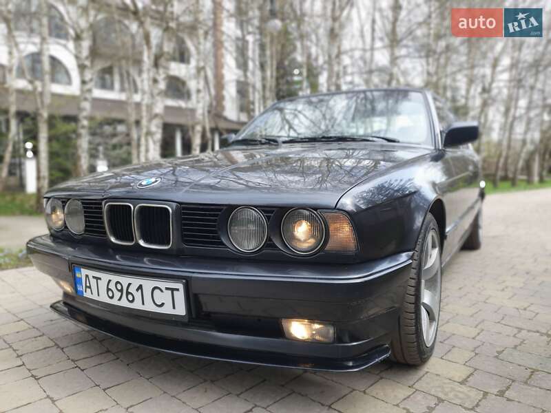 Седан BMW 5 Series 1990 в Ивано-Франковске