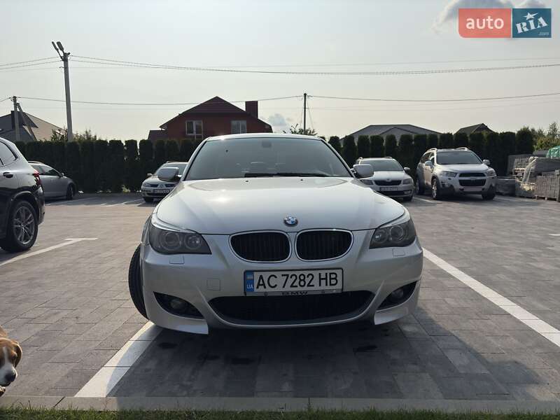 Седан BMW 5 Series 2004 в Луцке