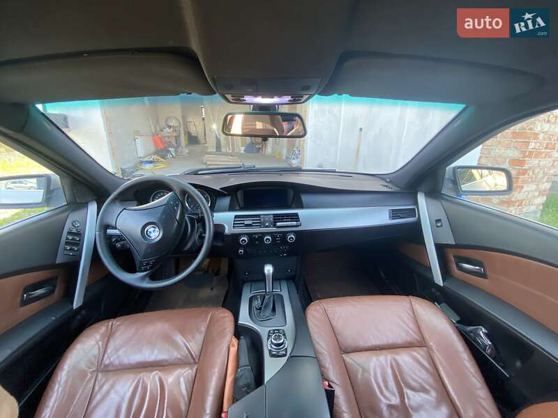 Седан BMW 5 Series 2004 в Луцке