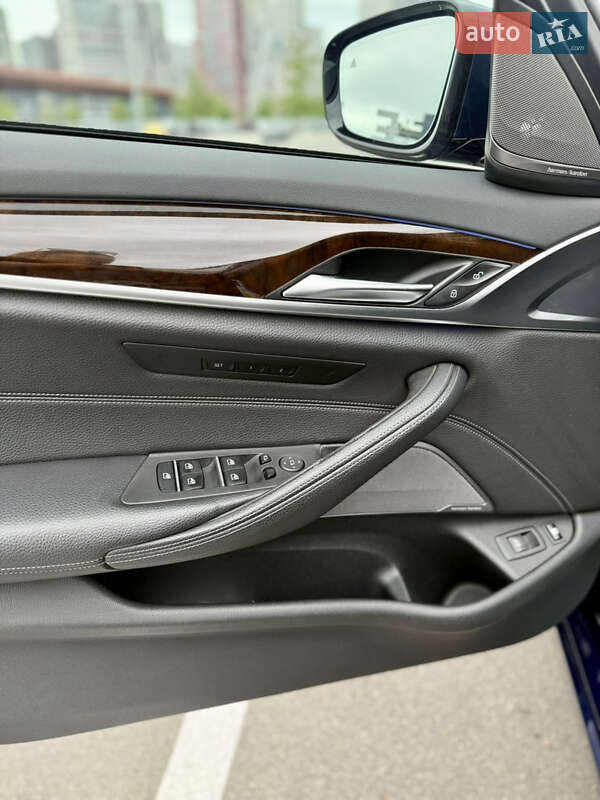 Седан BMW 5 Series 2018 в Києві