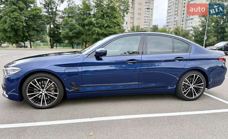 Седан BMW 5 Series 2018 в Києві
