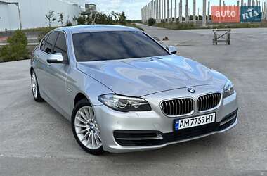 Седан BMW 5 Series 2014 в Коростене